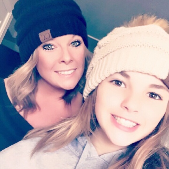 Meet your Posher, Danielle - Picture 1 of 1